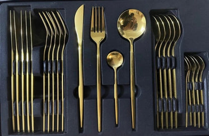 Set tacamuri in stil portughez 24 piese, otel inoxidabil,4 variante de colori